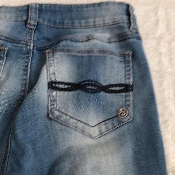 Indigo Rein 5 destroyed ripped skinny light wash - Picture 7 of 8